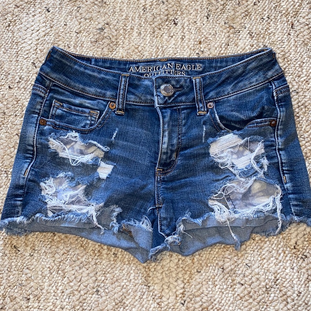 American eagle distressed shorts